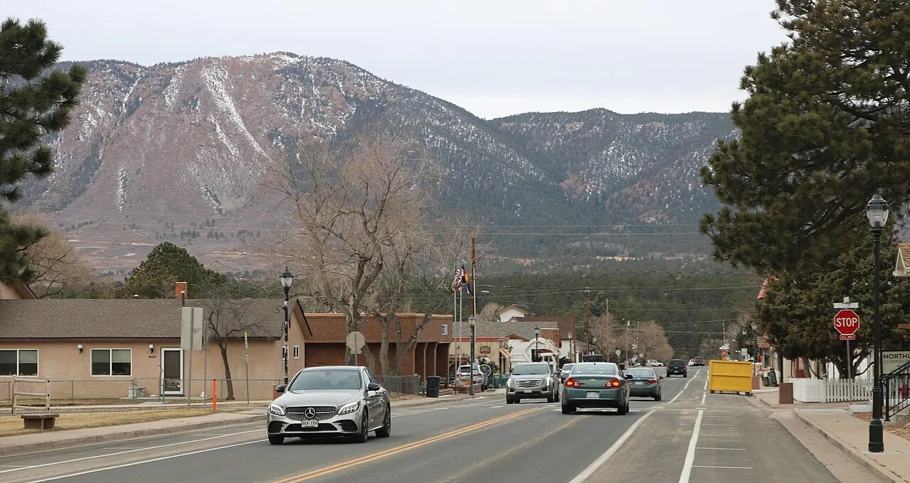 Monument, Colorado, Upscale town in the Tri-Lakes area along I-25, midway between Colorado Springs and Denver, known for excellent schools and mountain scenery.