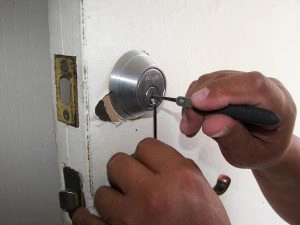 Lock Picking - Locksmith